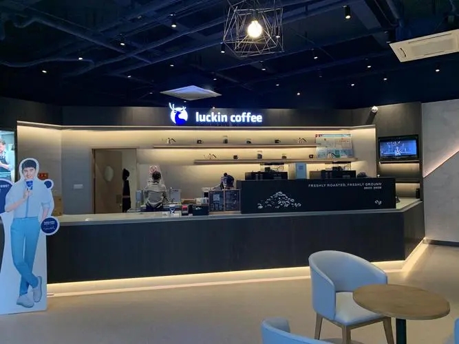 瑞幸加盟店和直营店的区别